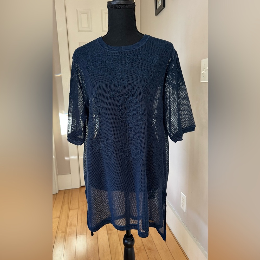 Sweaty Betty blue mesh embroidered short sleeve‎ tee top swim coverup women M